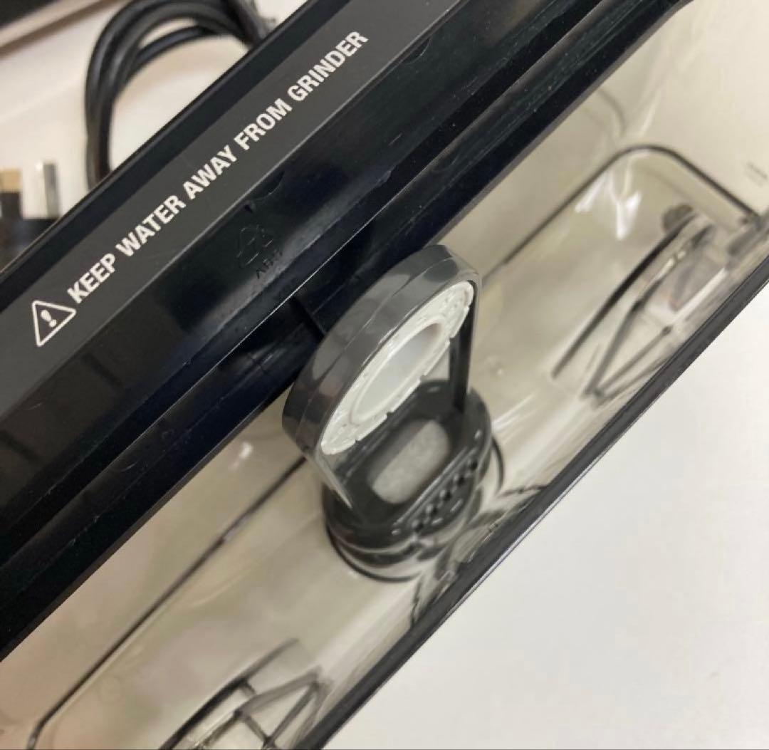 A375-6 Breville BES876エスプレツ ソマシン　220V〜