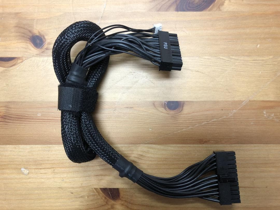 電源ユニット FSP AURUM PT-1200FM