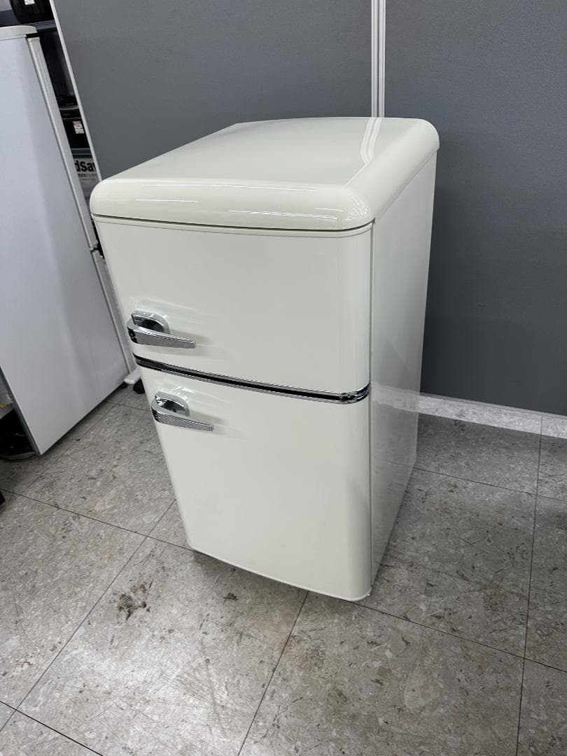 オーヤマ 冷蔵庫　昭和レトロ　PRR-082D-W　81L　2023年製ホワイト