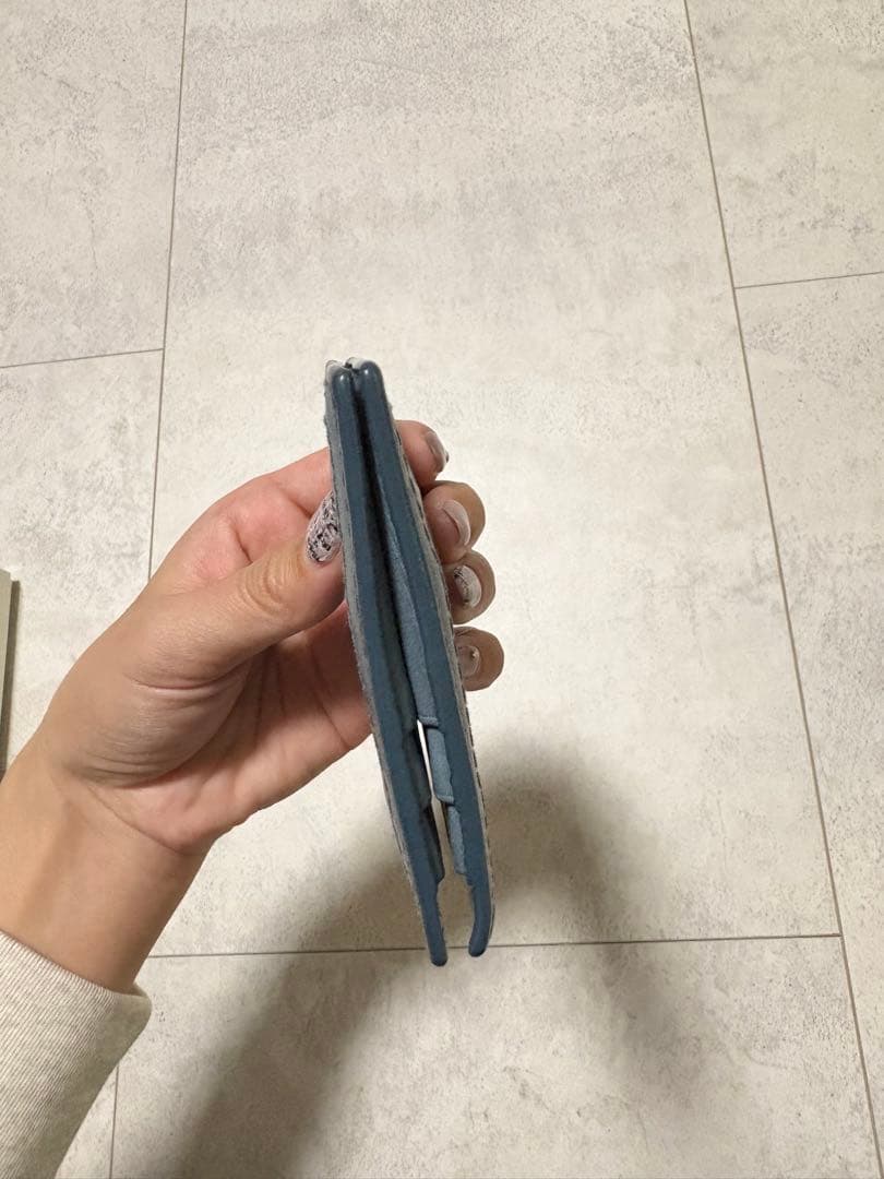 BOTTEGA VENETA ブルー　マネークリップ