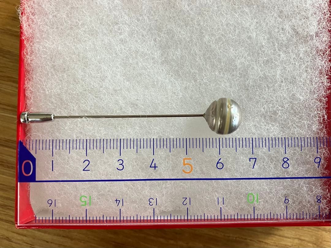 シンプルなピンブローチ　K14 WG