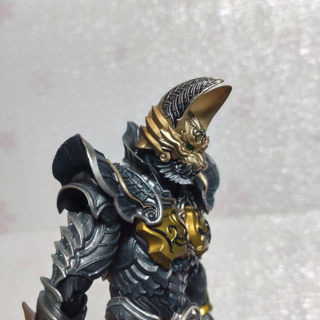 魔戒可動　黄金騎士ガロ　流牙ver