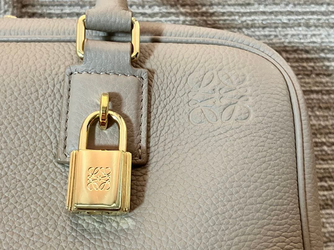 LOEWE アマソナ23 サンド