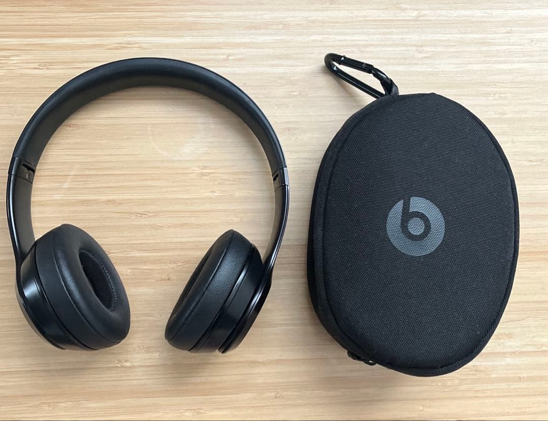 Beats Solo3 Wireless ワイヤレスヘッドホン　黒　収納ケース付