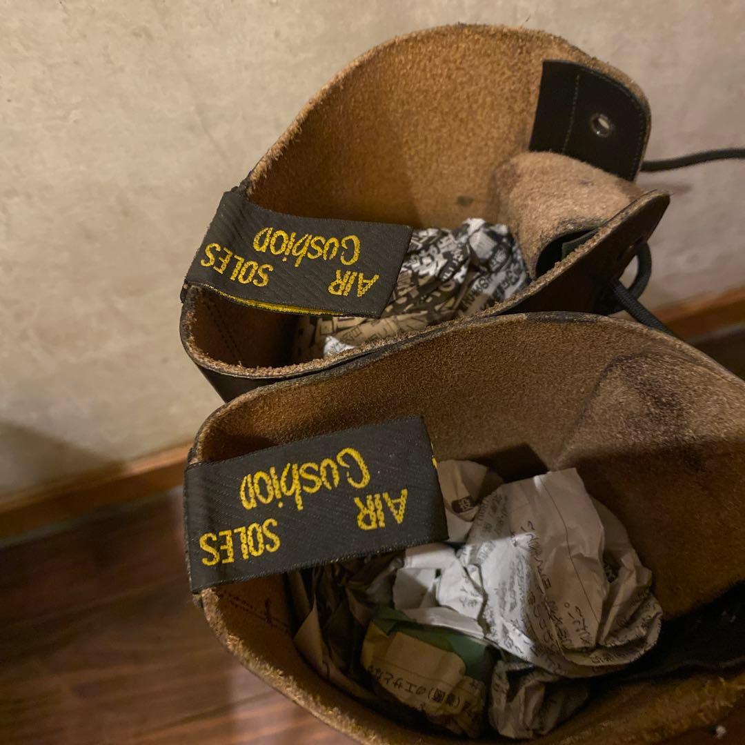 ドクターマーチン20ホール