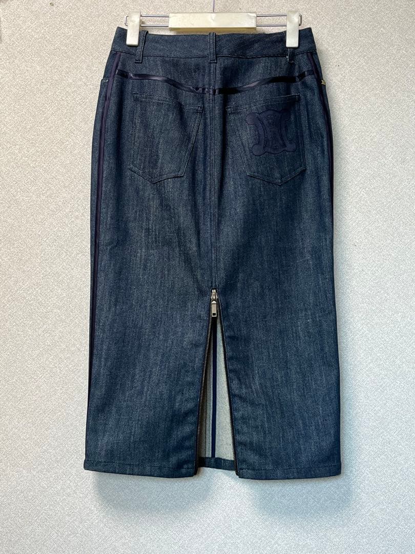 2/2までの出品です。C EＬI N E セリーヌ　デニムスカート　 セミタイト