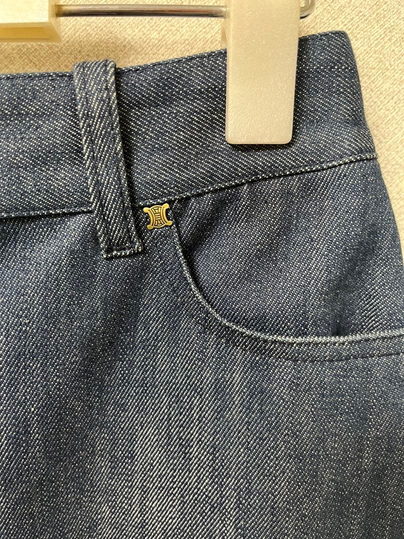 2/2までの出品です。C EＬI N E セリーヌ　デニムスカート　 セミタイト