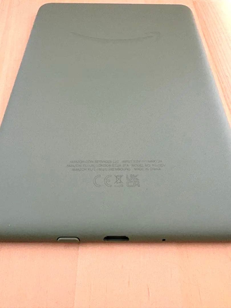 美品New Kindle 第11世代 2024年 16GB 広告なし