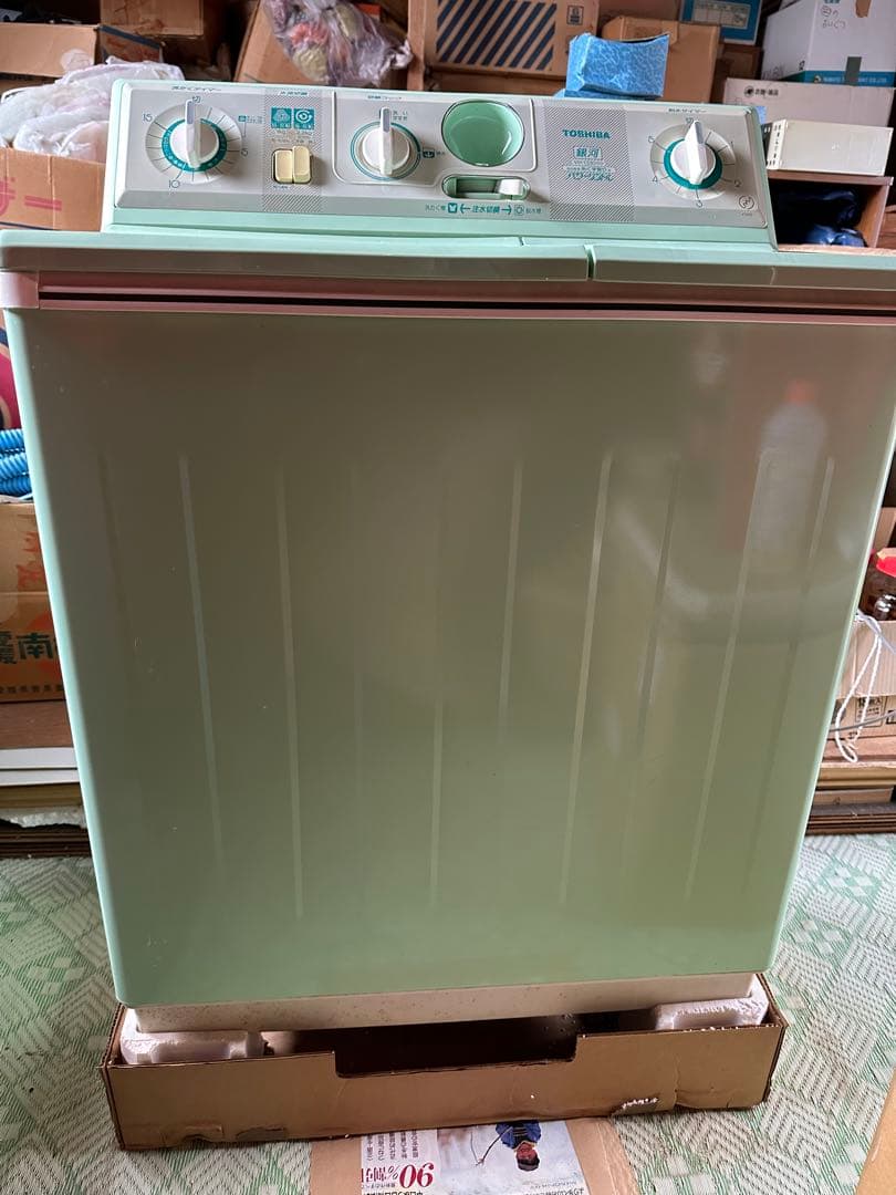昭和レトロ　TOSHIBA 二槽式洗濯機 銀河　VH1330 ミントグリーン