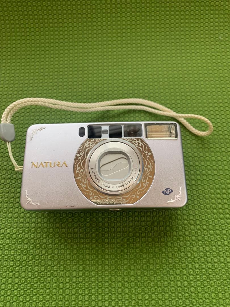 Fujifilm Natura S コンパクトカメラ