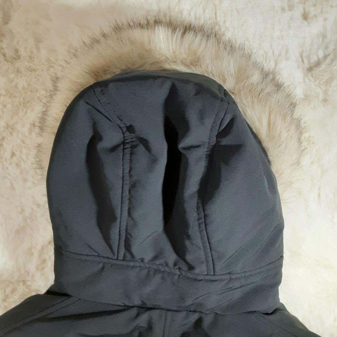 ユニクロ　大きめサイズXL　ダウンロングコート　黒　ファー付フード内ベロア　美品