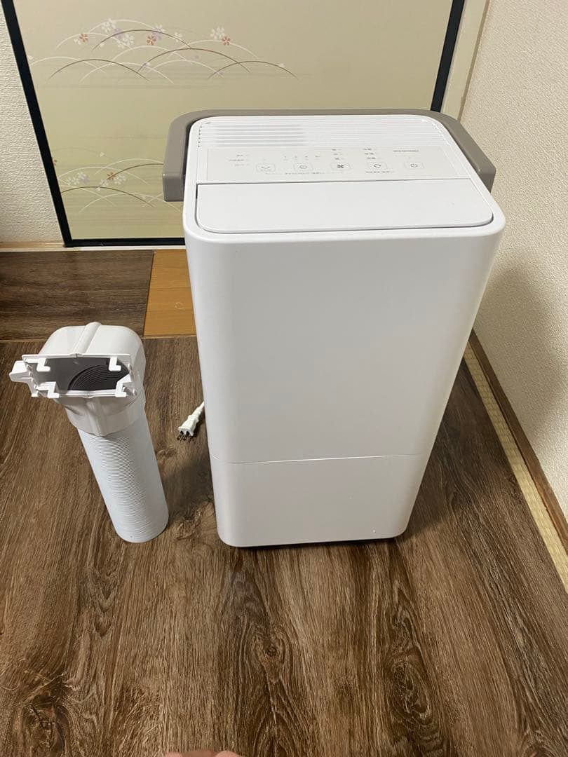 コンパクトクーラーアイリスオーヤマ ポータブルクーラー ICA-0301Y