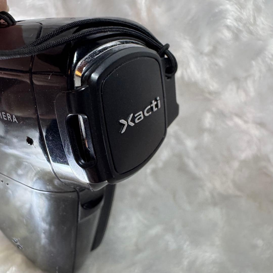 ビデオカメラ SANYO Xacti DMX-CG9