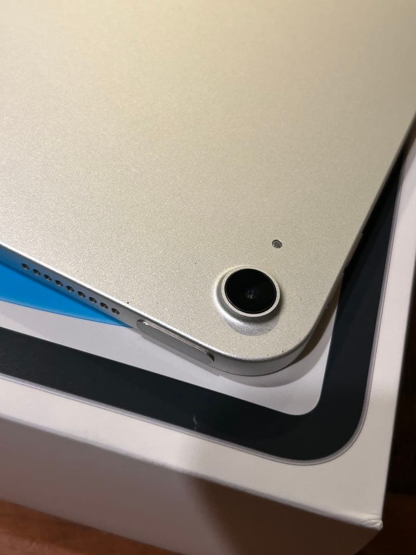 モシャス iPad 第10世代 Wi-Fi 64GB シルバー