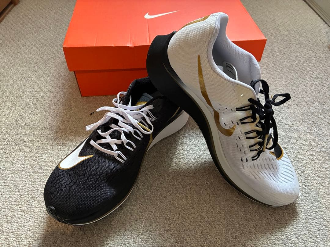 新品未使用　Nike Zoom Fly ズームフライ　26.5