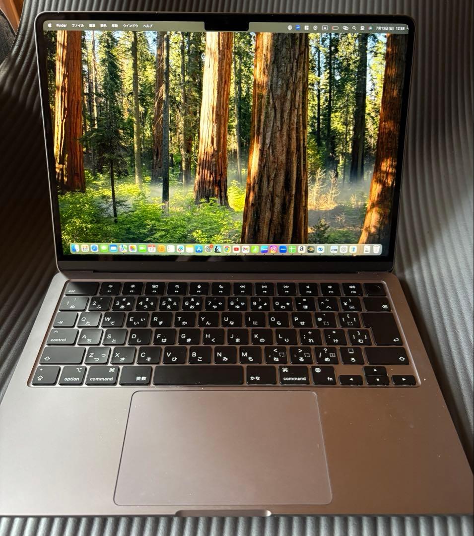MacBookAir 13インチM3 512GB メモリ8GB スペースグレー