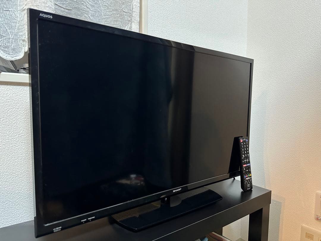 SHARP AQUOS 32V型液晶テレビ