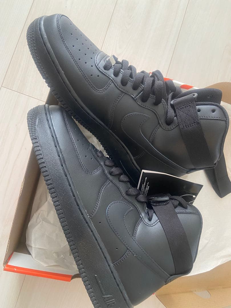 【新品、未使用】Nike エアフォース1 midブラック スニーカー27.5cm