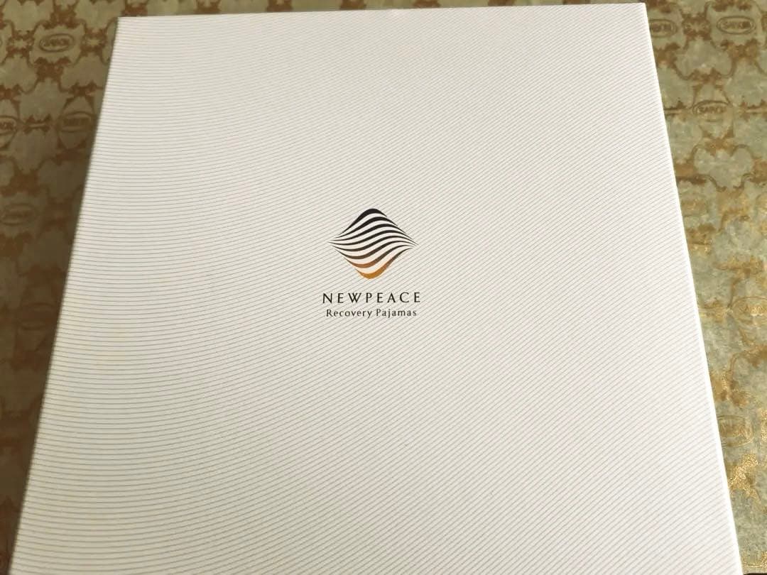 大幅値下げ！【新品】NEWPEACEリカバリールームウェアLサイズ（ネイビー）