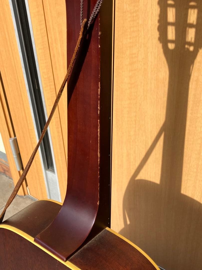 Epiphone The Spider リゾネーターギター　スクエアネック