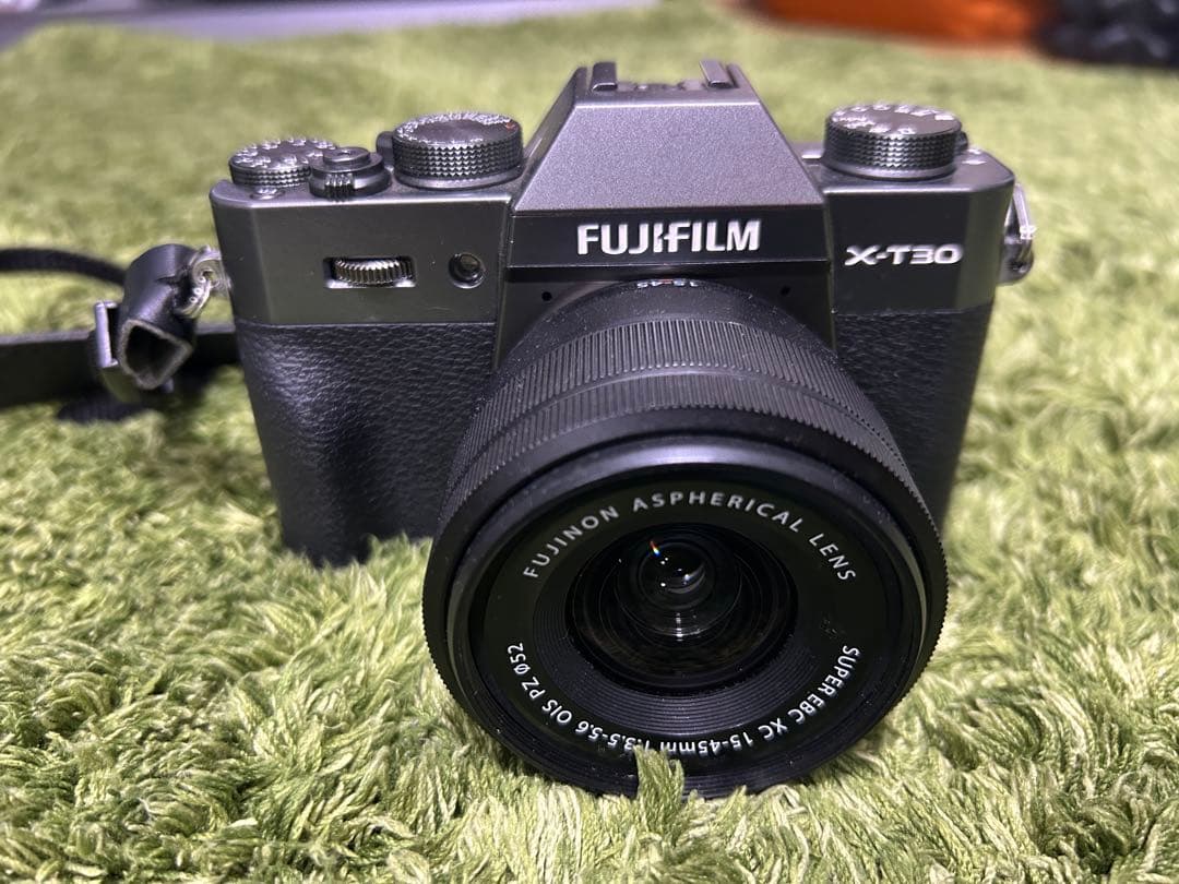 Fujifilm X-T30 ミラーレス一眼 本体