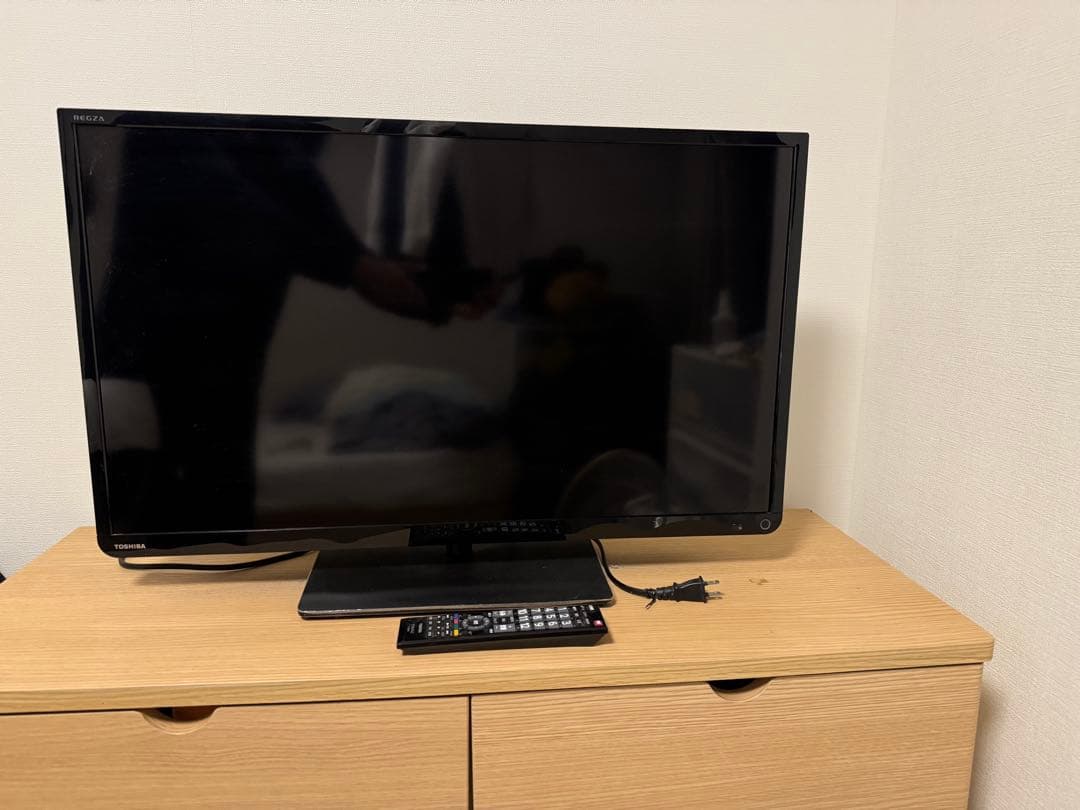 東芝32型液晶テレビREGZA 32S8 2015年製