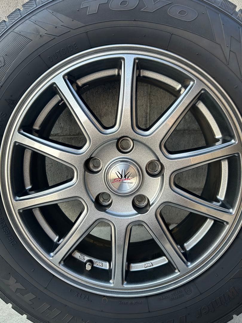 【美品！送料込み！値下げ交渉可】23年製　スタッドレスタイヤホイール4本セット