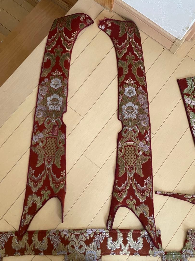 17プロフィア用ダッシュマット　つけまピラーセット。