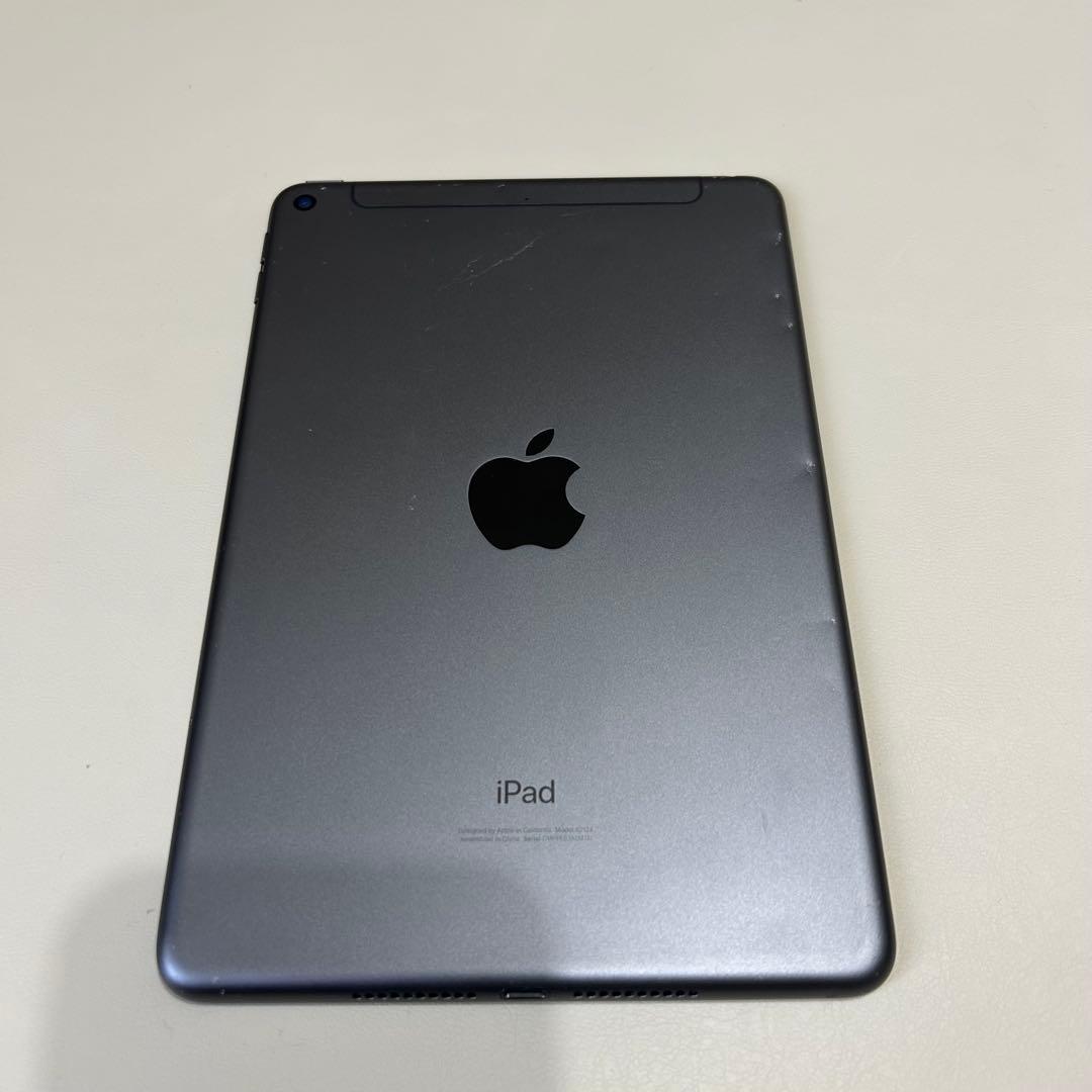 [中古]iPad mini 第5世代　256GB 付属品多数