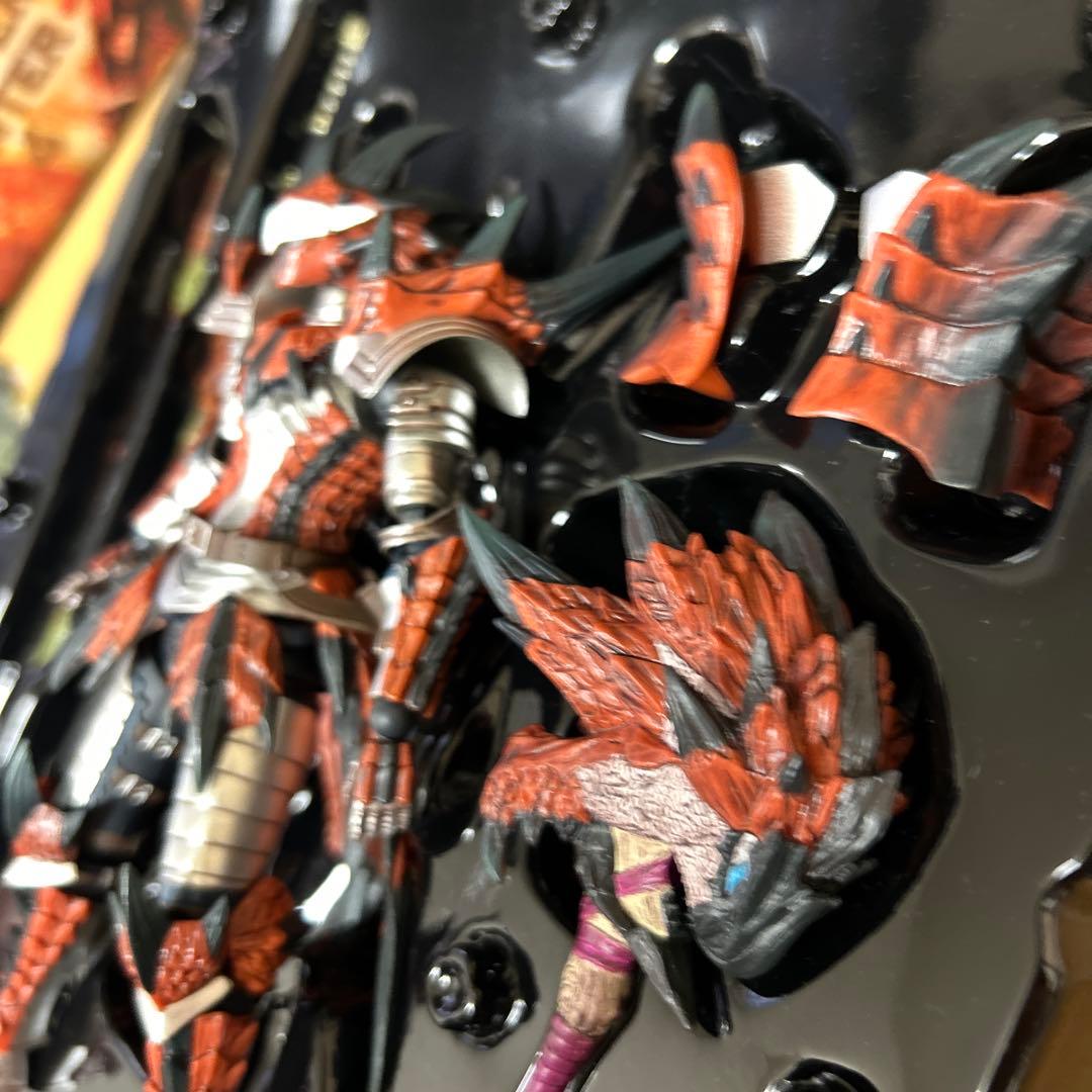 【即購入ok!!】モンスターハンター4 レウスシリーズ装備ハンター (剣士)