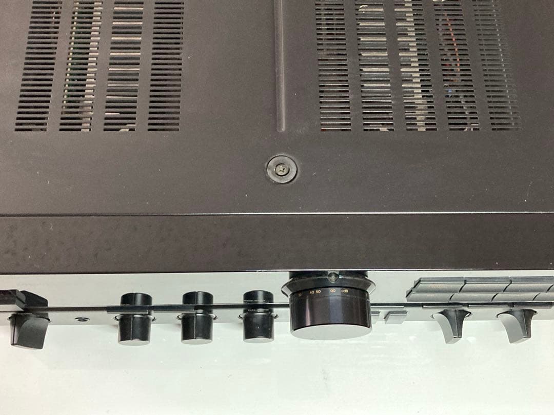 SANSUI AU-α777DG プリメインアンプ　ヴィンテージ　＊通電確認のみ