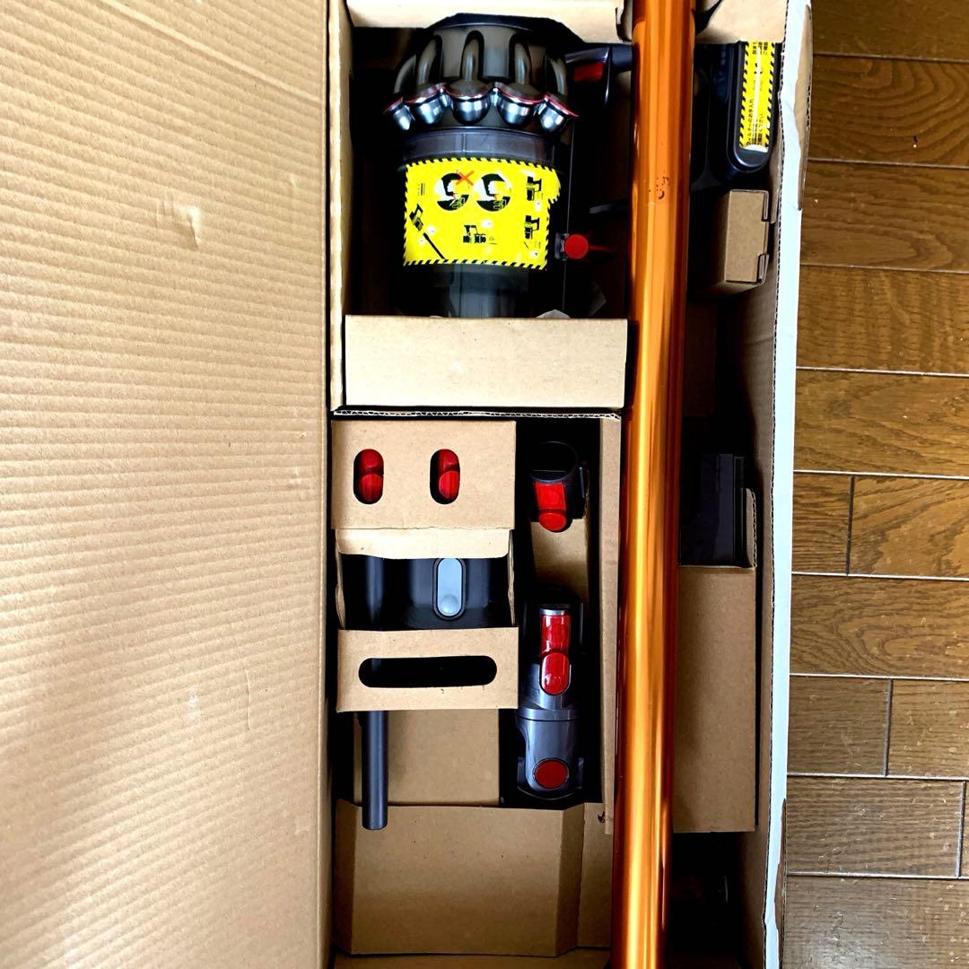 ダイソンDyson V10 SV12 壁掛け充電付 付属品多数 動作品