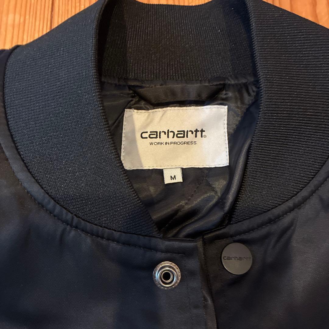 カーハートwip　ボンバージャケット