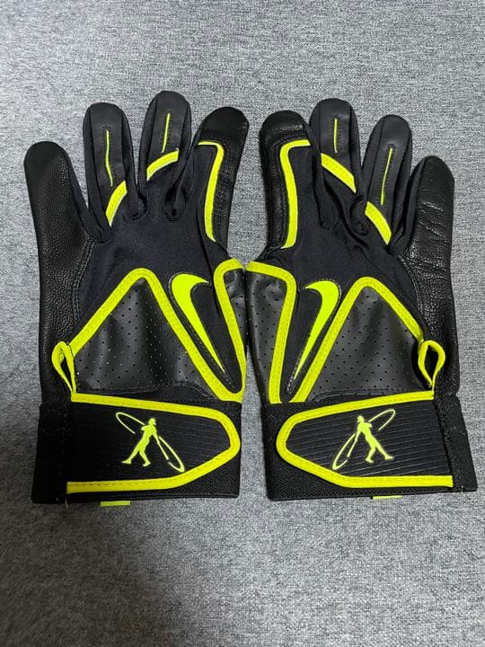 アクセサリー NIKE SWINGMAN Batting Gloves Size M