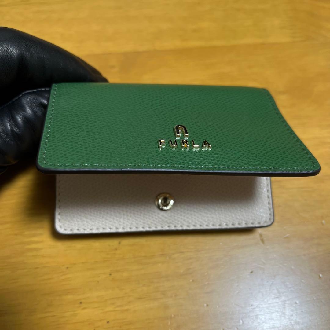 FURLA 緑色 名刺入れ