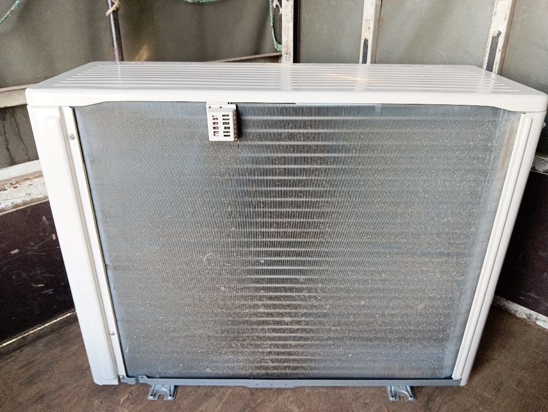 日立 ルームエアコン AJシリーズ 14畳・RAS-AJ40R2-W・24年製