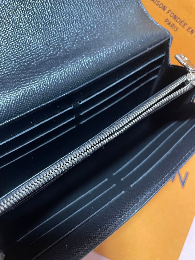 で*ん様 ❤️Louis Vuitton❤️ エピレザー ブラック ロングウォレ