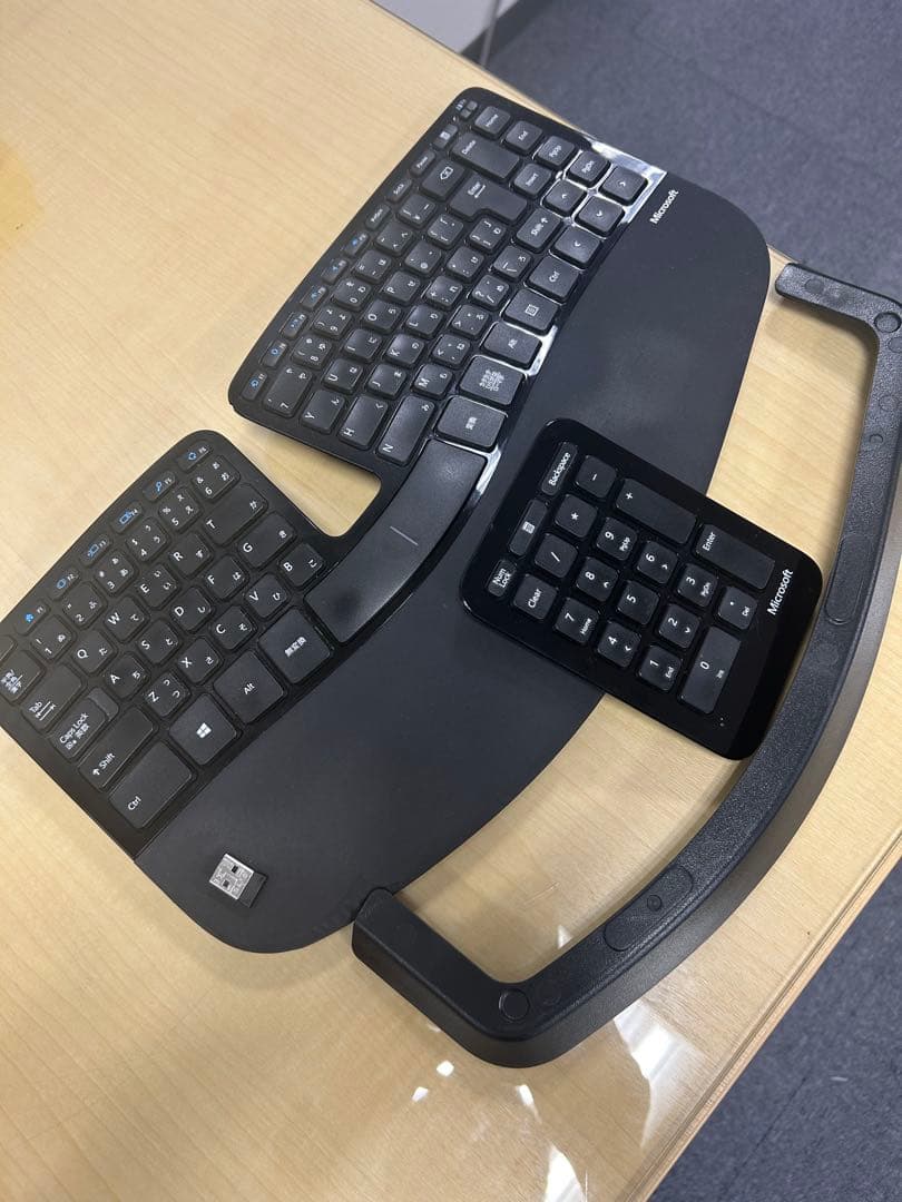マイクロソフト エルゴノミック　ワイヤレスキーボード　テンキー　セット