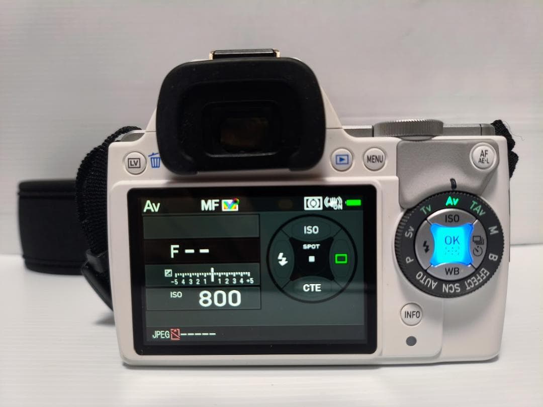 【黒死病対策】ペンタックス　PENTAX K-S1 白