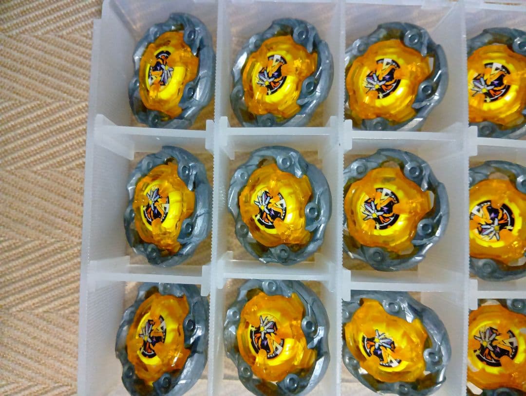 ベイブレードx　ウィザードロッド　ブレード　18個　ベイブレード