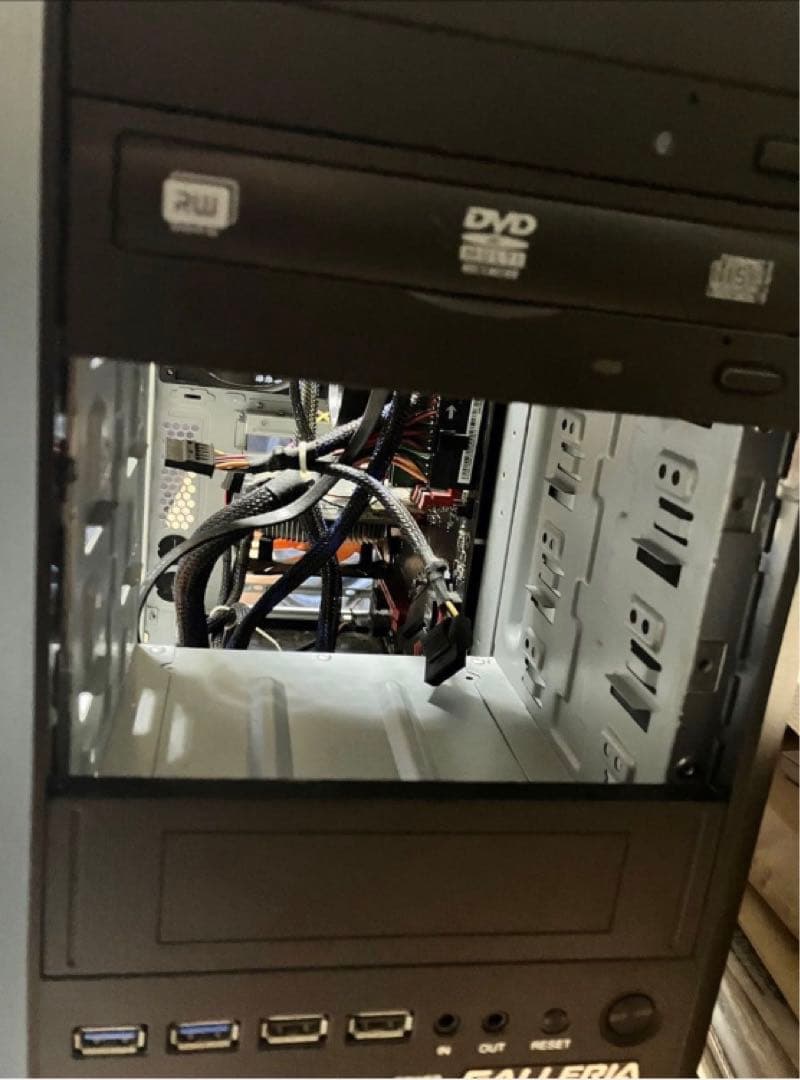 Windows10デスクトップ CPU 1600AF メモリ16GB SSD1T