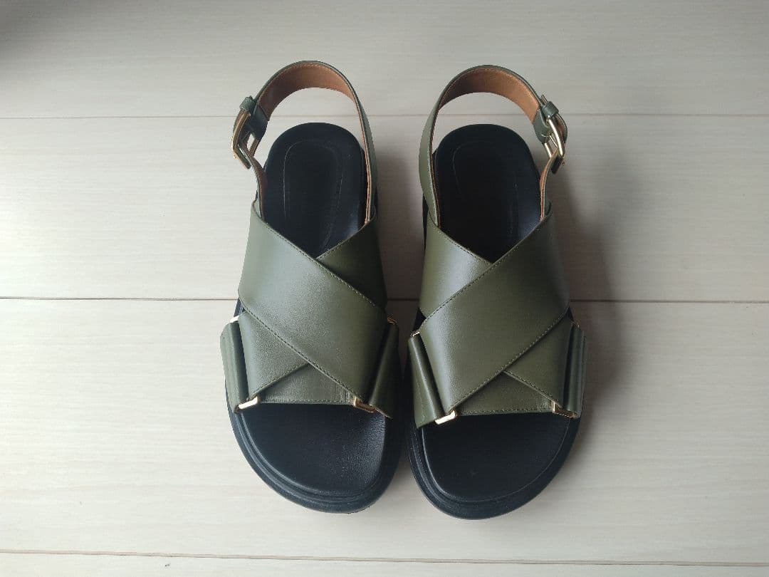 Marni オリーブグリーン クロスストラップサンダル　36.5
