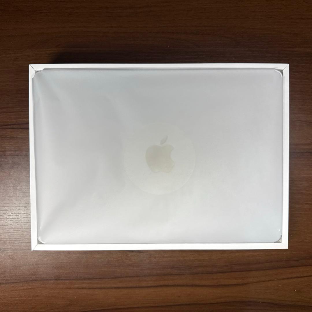MacBookAir M2 (13インチ•メモリ16GB•256GB)