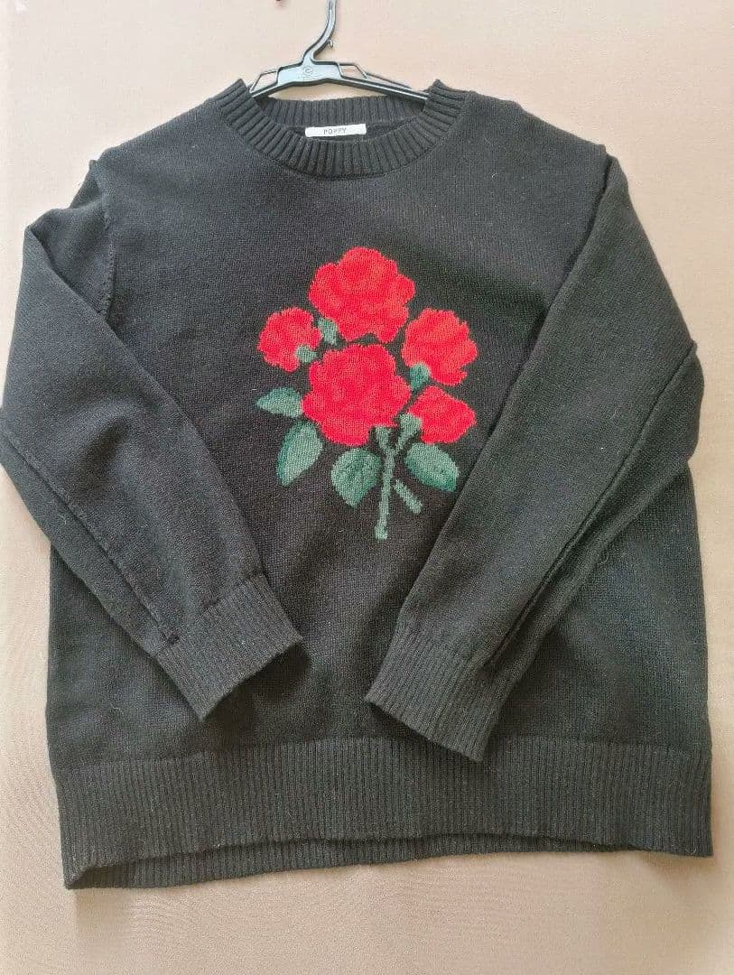 トップス POPPY RED BOUQUET INTARSIA KNIT (BLACK)