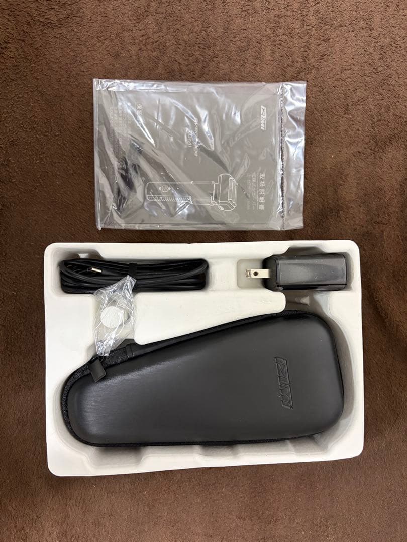 【新品 未使用】イズミ everedge 電気シェーバー IZF-E683W-K