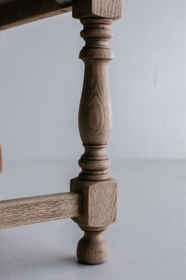 ナラ材　無垢材　白木　モケットチェア　ダイニングチェア　アンティーク　剥離