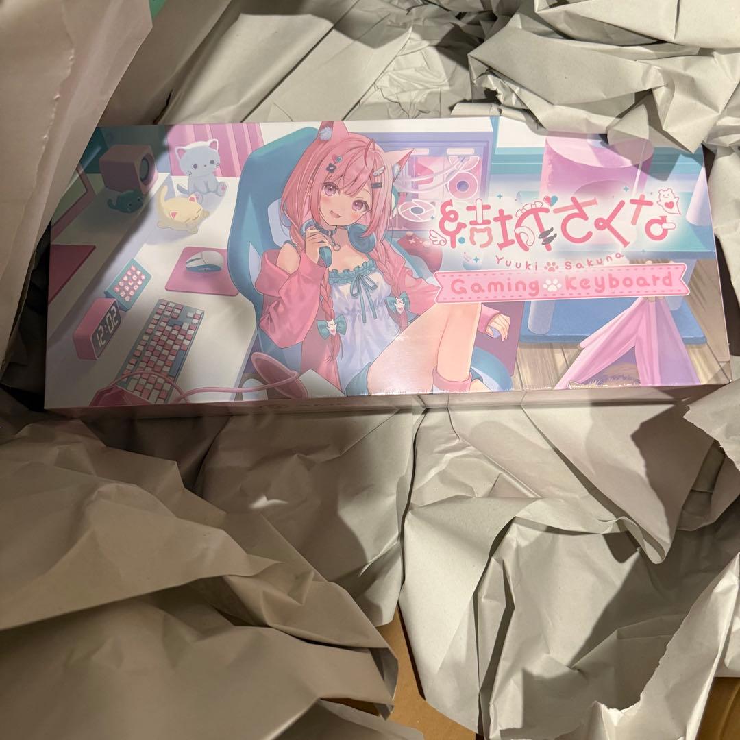【新品未開封】　AMICIS　結城さくな　キーボード　マウスパッド