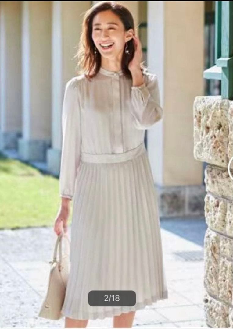 極美品✨　 23区　クリスタルアムンゼン　ワンピース　サイズ44 プリーツ