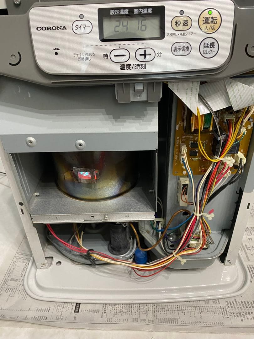 【美品】コロナ　石油ファンヒーター　FH-3215Y 15年製