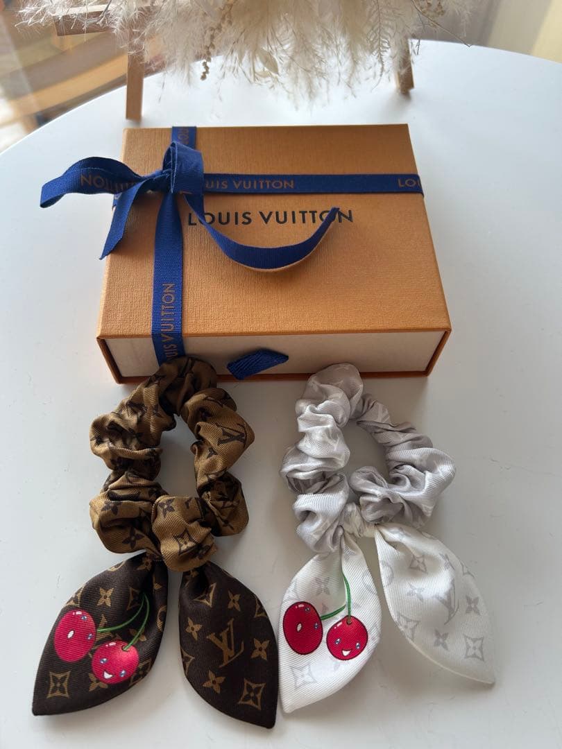Louis Vuitton ヘアゴム 2個セット　値下げしました！⭐︎かぼす